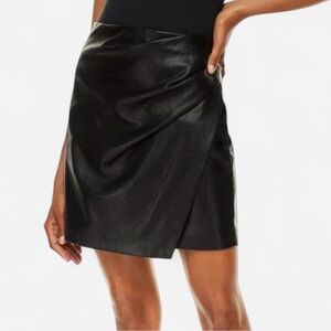 Aritzia Wilfred Black Vegan Leather Wrap-Front Mini Skirt Women’s Size 6